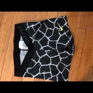 NIKE PRO SPANDEX
